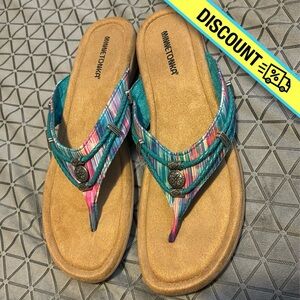Minnetonka Thong Sandals SouthWest Style